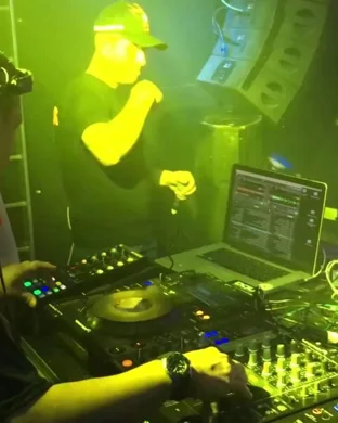 Live concert by Algorhythma