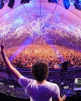 Construction Rave: Versa, Warlord & Ramsay