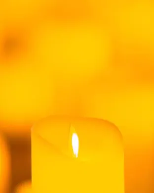 Candlelight: 90s Hip Hop on Strings
