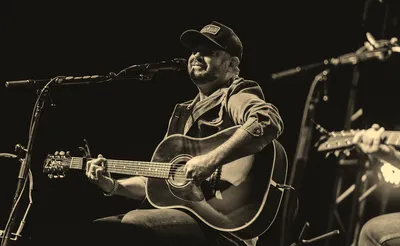 Wade Bowen 